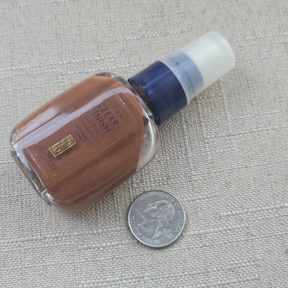 Avon Foundation Oil Free Clear Finish Anti-Acne Treatment Toasted Brown 1 fl oz - Picture 10 of 10
